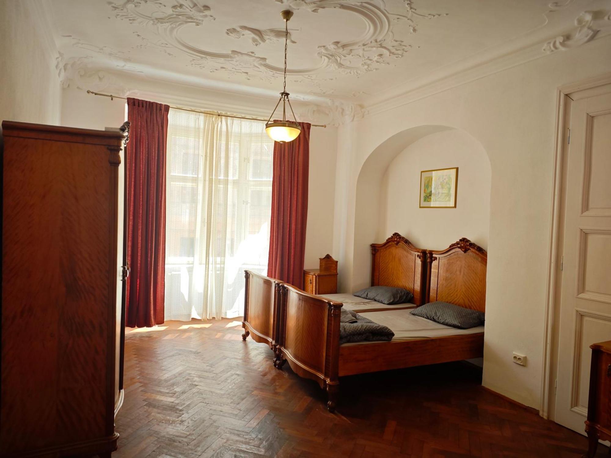 Clasic Studio Central Brasov Exterior photo