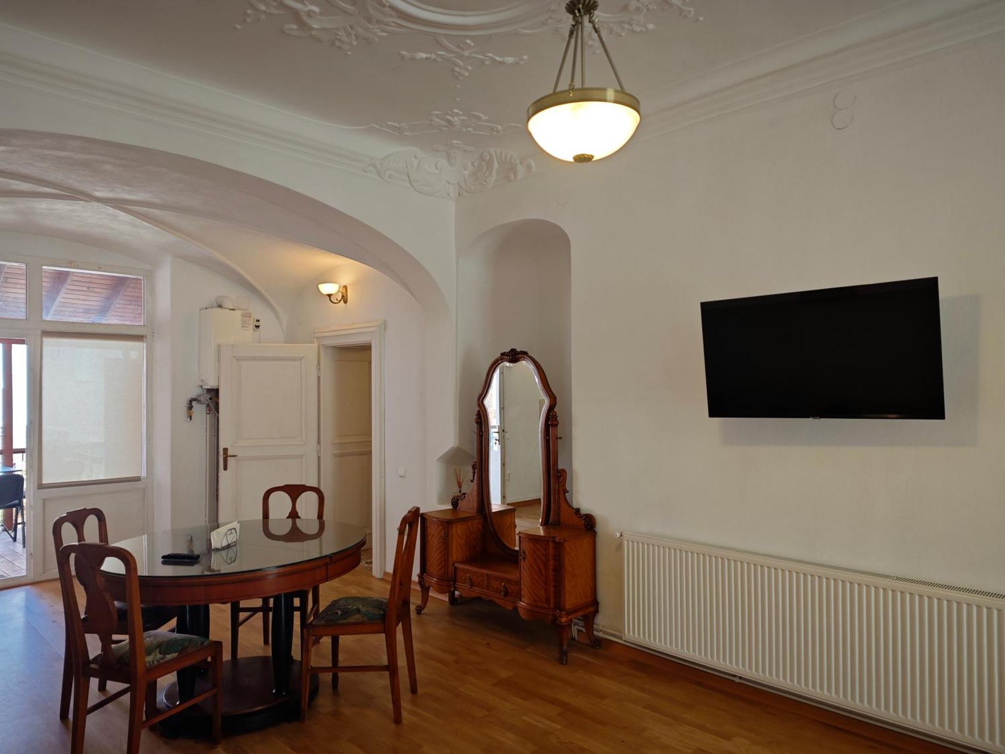 Clasic Studio Central Brasov Exterior photo