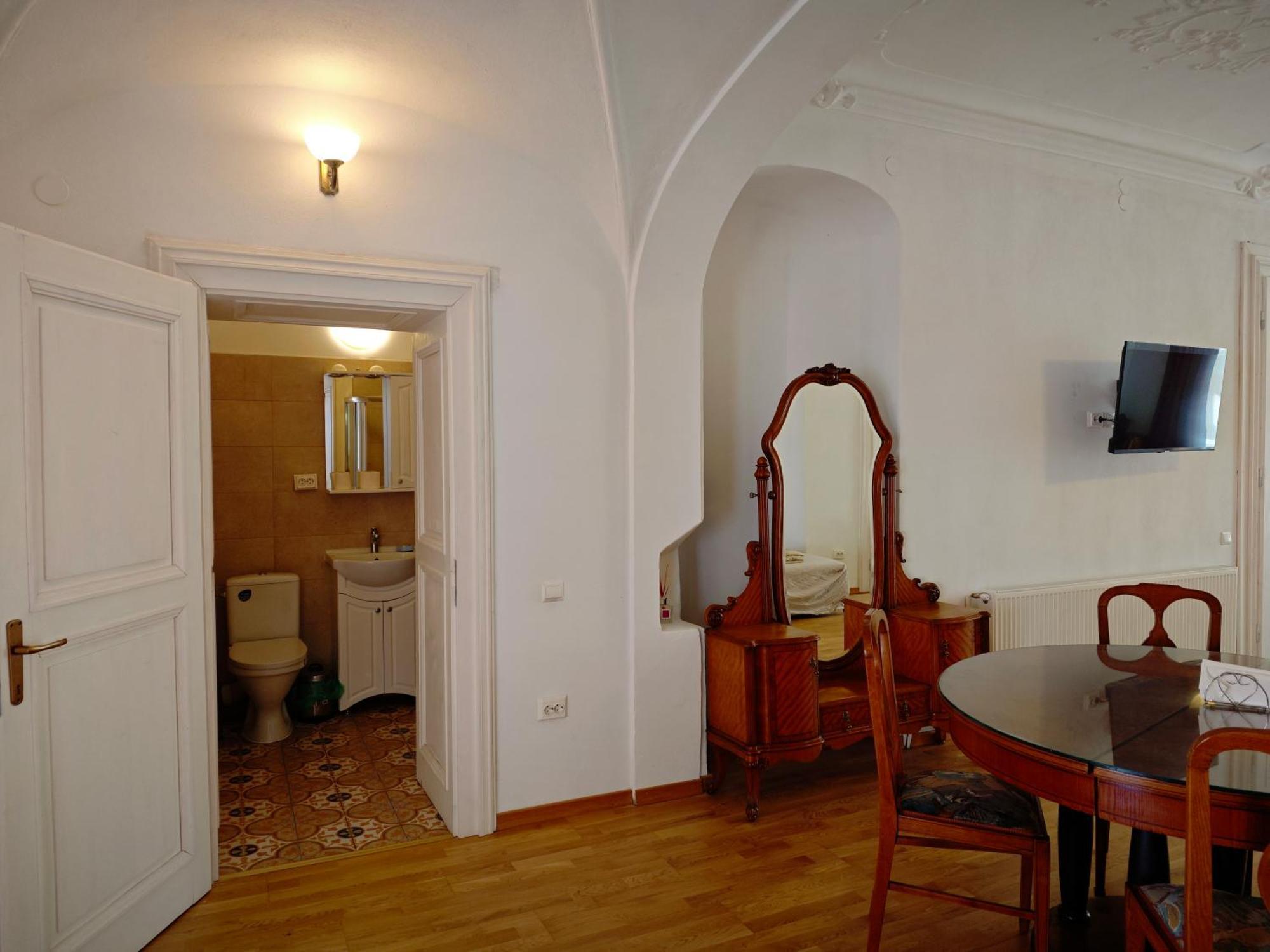 Clasic Studio Central Brasov Exterior photo